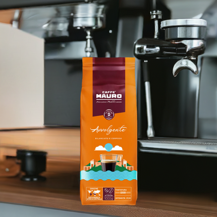 Caffè Mauro Avvolgente – Mediterranean Line 1kg Kaffeebohnen - Kaffeegeniesser 